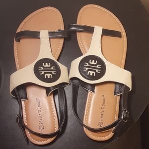 Pierre Dumas Sandals